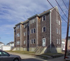39 Beacon St in Fall River, MA - Building Photo