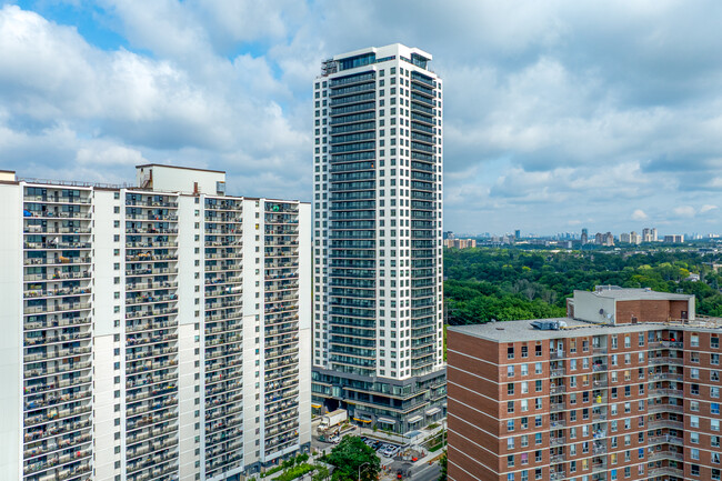 100 Eastdale Ave