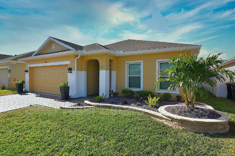 117 Williamson Dr in Davenport, FL - Building Photo