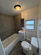 738 Edgar Rd, Unit 2 in Elizabeth, NJ - Building Photo - Building Photo