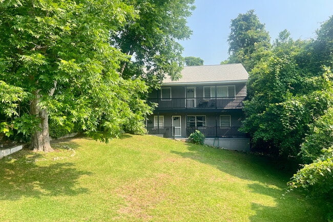 2103 Pender Ave, Unit 3
