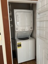 87 Bristol St, Unit 2 in Cambridge, MA - Foto de edificio - Building Photo