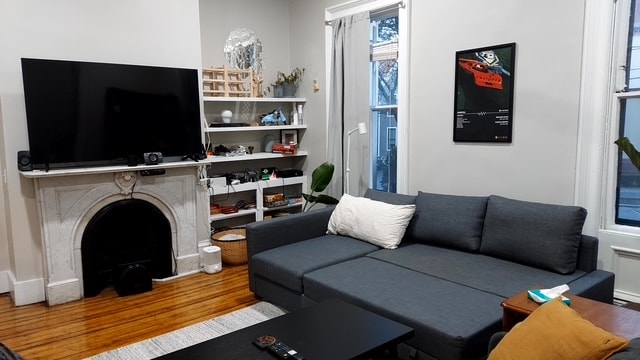 180 Bowen St, Unit 1 in Providence, RI - Building Photo - Building Photo