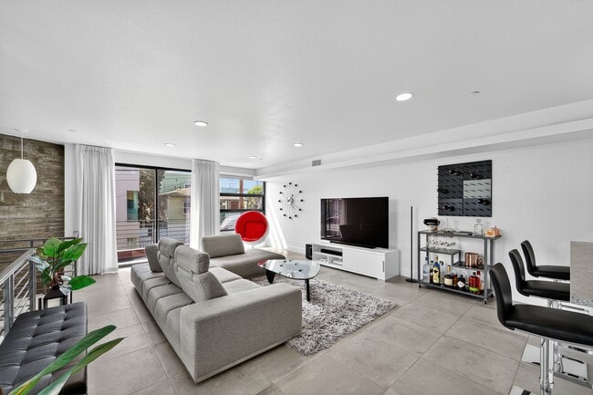 1418 Innes Pl in Venice, CA - Building Photo - Building Photo