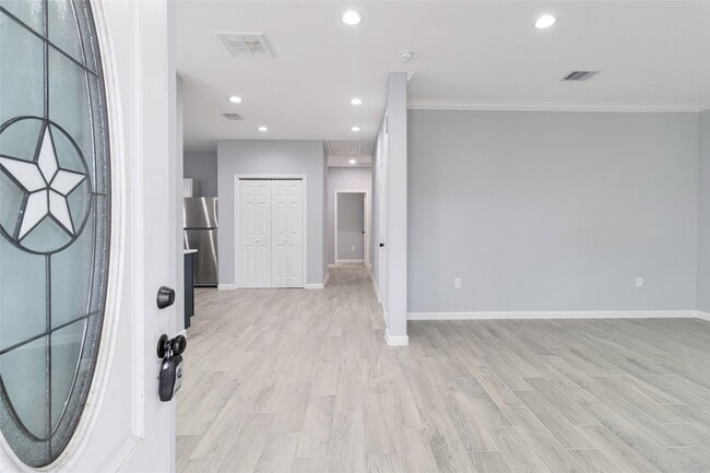 property at 510 Bluebonnet Dr