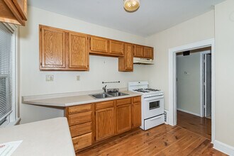 1856 Clear Ave E in St. Paul, MN - Foto de edificio - Building Photo