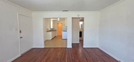 1021 Buckeye Dr in West Sacramento, CA - Foto de edificio - Building Photo