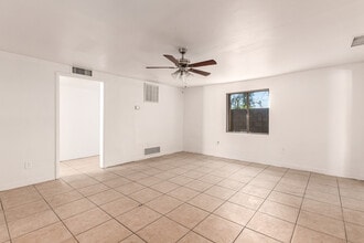 4000 S 15th Ave in Tucson, AZ - Building Photo - Building Photo