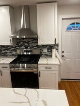 2549 N 72nd Ct in Elmwood Park, IL - Building Photo - Building Photo