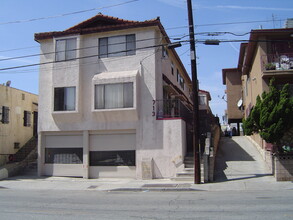 713 N Grand Ave in Los Angeles, CA - Building Photo - Building Photo