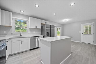 3198 Booths Ct in Dacula, GA - Building Photo - Building Photo