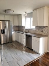 503 Quincy Blvd in Smithville, MO - Building Photo - Building Photo