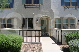 2664 S Peppertree Dr in Gilbert, AZ - Building Photo - Building Photo