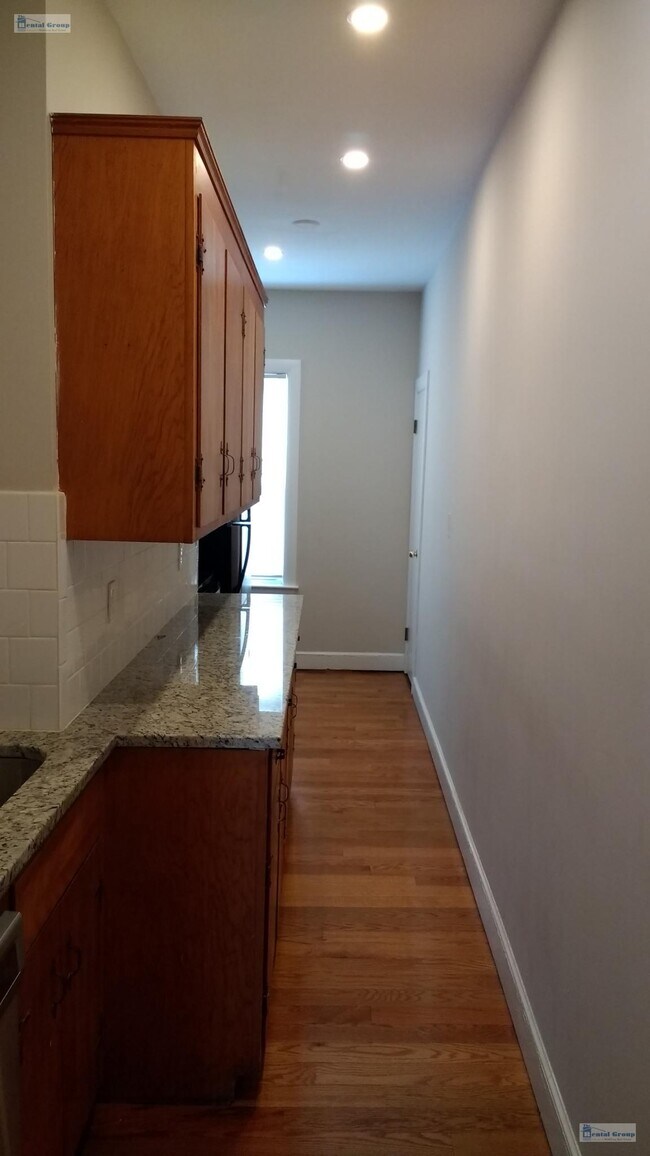 22 Palmer St Rentals in Arlington, MA