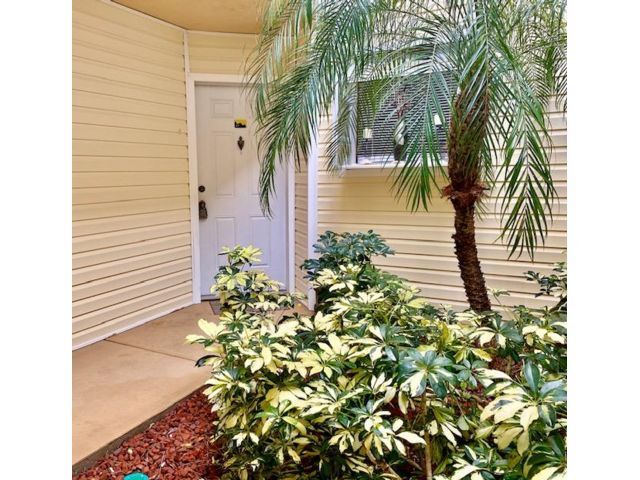1841 Island Club Dr-Unit -59 in Indialantic, FL - Building Photo