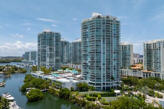 Oceania IV in Sunny Isles Beach, FL - Building Photo - Building Photo