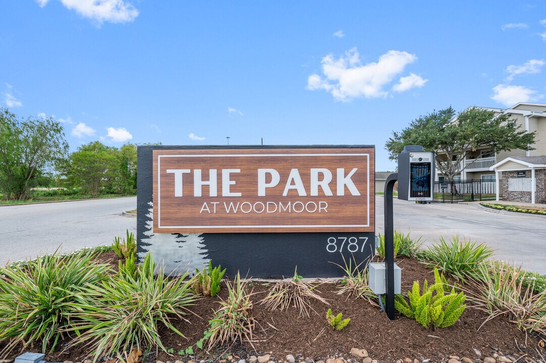 The Park at Woodmoor in Shenandoah, TX - Building Photo