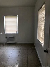 8270 NE 1st Pl-Unit -1 in Miami, FL - Building Photo - Building Photo