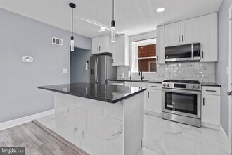 2014 34th St SE in Washington, DC - Building Photo - Building Photo