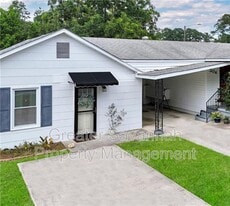 304 E Fourth St in Rincon, GA - Building Photo