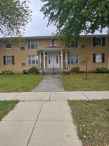 33 N Jane Dr, Unit 4 in Elgin, IL - Building Photo