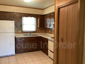 905 Montreat Rd in Black Mountain, NC - Building Photo - Building Photo