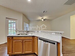 1921 Darlin Cir in Orlando, FL - Building Photo - Building Photo