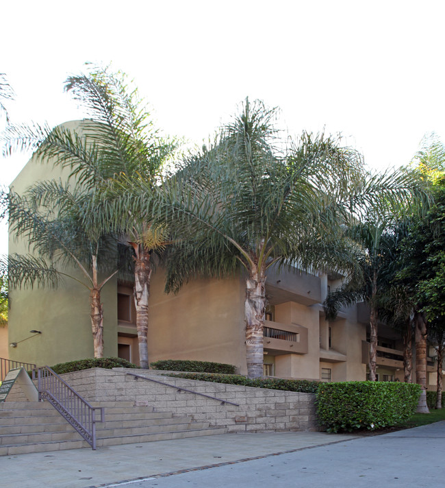 Renaissance Terrace in Long Beach, CA - Building Photo - Building Photo