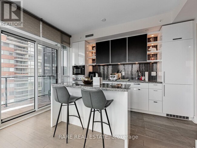 32-832 Davenport Rd