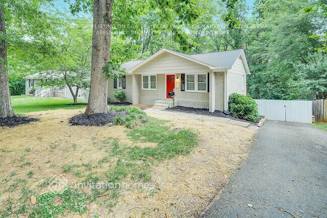 4151 Somerdale Ln in Charlotte, NC - Building Photo - Building Photo