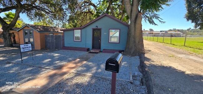 428 19th St in Paso Robles, CA - Building Photo - Building Photo