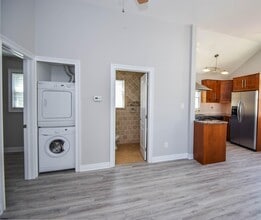 11 S Jefferson Ave in Margate City, NJ - Building Photo - Building Photo