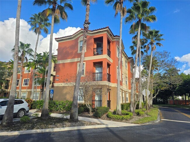 4506 SW 160th Ave in Miramar, FL - Building Photo - Building Photo