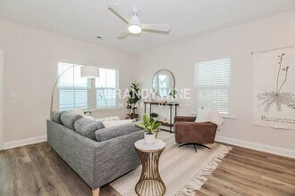 1036 Wildflower Dr in Wilmington, NC - Building Photo - Building Photo