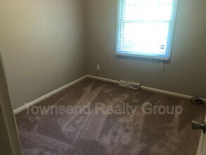 4601 Somerdale Ln in Charlotte, NC - Building Photo - Building Photo