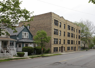 6049-6055 N Ridge Ave in Chicago, IL - Building Photo - Building Photo