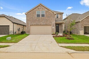 1663 Gracehill Wy in Forney, TX - Building Photo