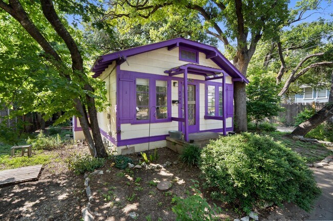 3404 Grooms St, Unit A in Austin, TX - Building Photo - Building Photo