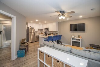 301 Sanford Ave in Columbia, MO - Building Photo - Building Photo