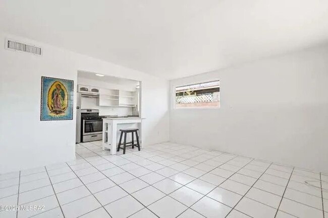 1818 E Mitchell St in Tucson, AZ - Building Photo - Building Photo