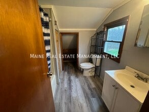 845 Hudson Rd in Glenburn, ME - Building Photo - Building Photo