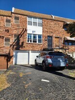 4585 Manayunk Ave in Philadelphia, PA - Building Photo