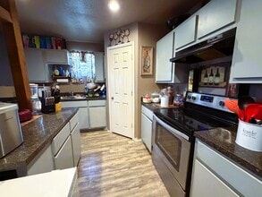 2205 Cedar Ave in Lubbock, TX - Building Photo - Building Photo