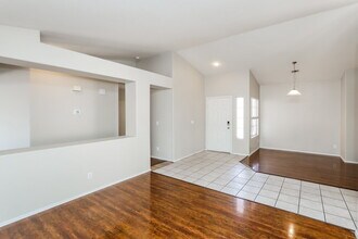 5904 Red Umber Ave in Las Vegas, NV - Building Photo - Building Photo