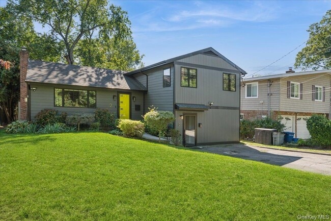 property at 2 Cornwall Ln