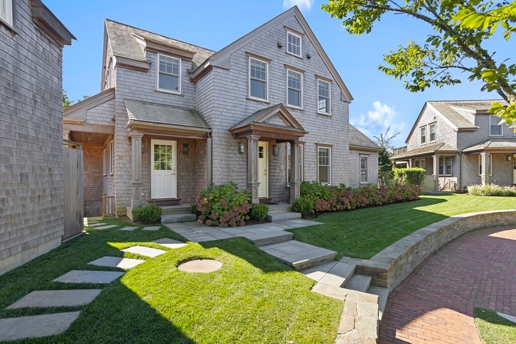 13 Gingy Ln in Nantucket, MA - Foto de edificio