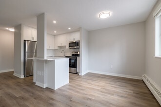 The Mayfair in Stratford, ON - Building Photo - Interior Photo