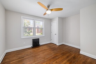 Styertowne Apartments in Clifton, NJ - Building Photo - Interior Photo