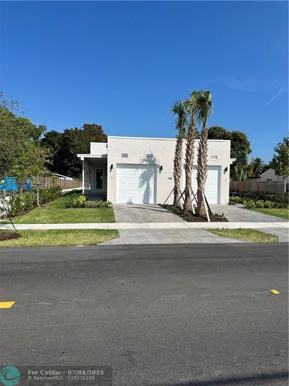1305 N 58th Ave in Hollywood, FL - Building Photo - Building Photo