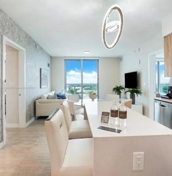 3900 Biscayne Blvd, Unit N-1007 in Miami, FL - Building Photo - Building Photo